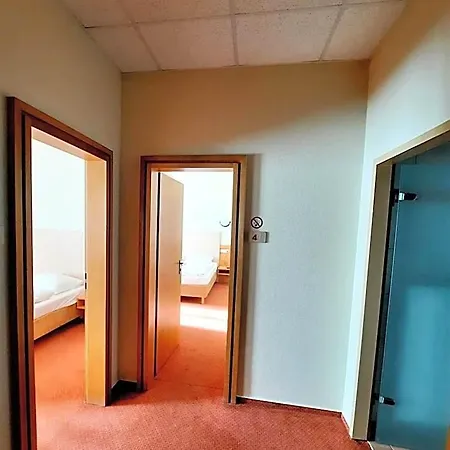 ホテル Parkhotel ケーヴェラアー