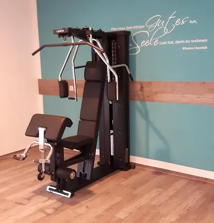 מלון Parkhotel 3*