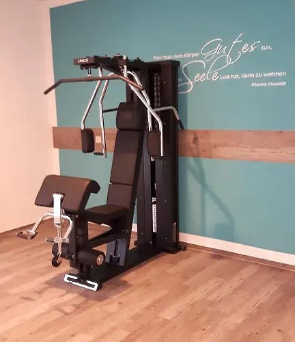 酒店 凯沃拉尔花园酒店 3*